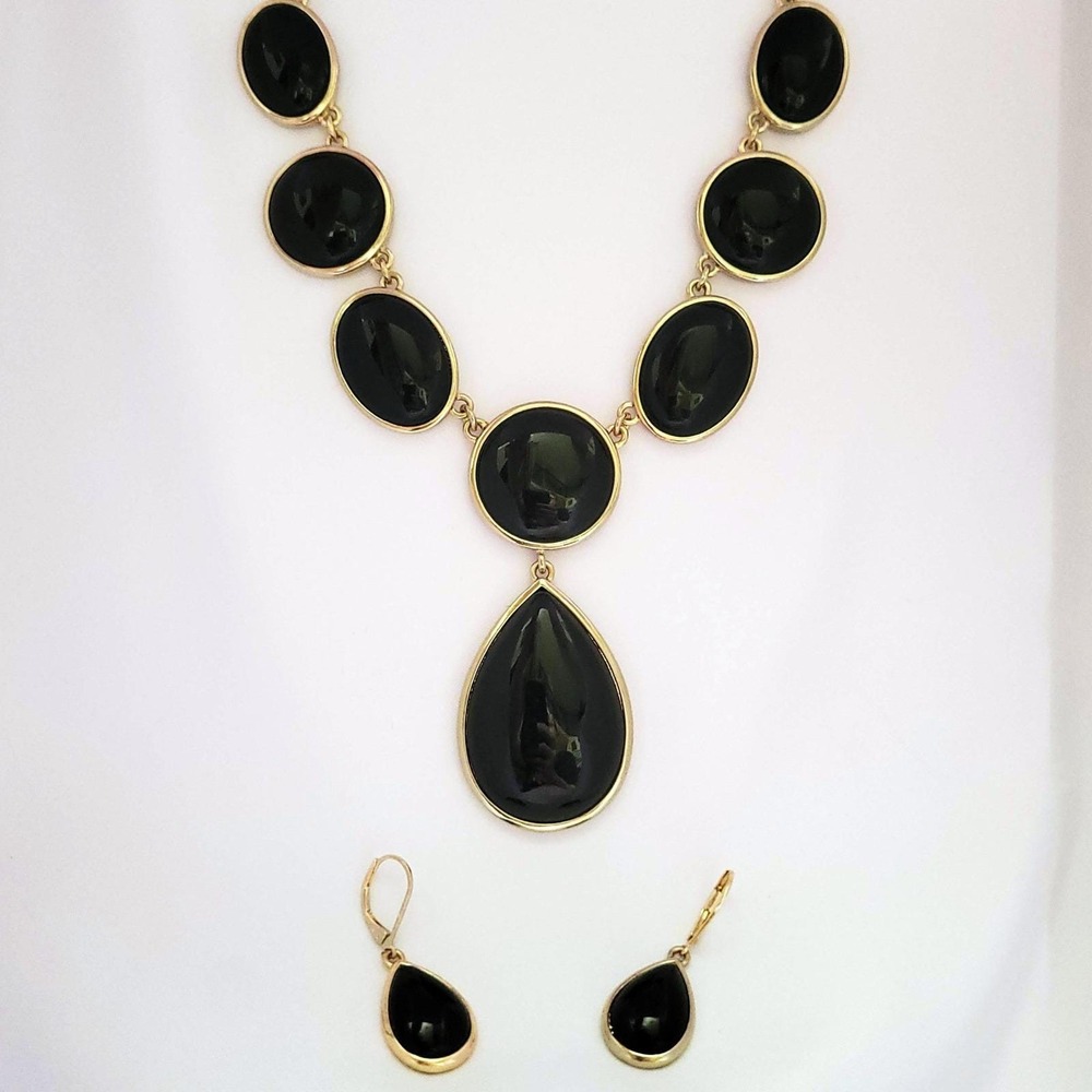 Monet Signed Vintage Gold Tone Black Cabochon Bib Necklace Earring Demi Parure
